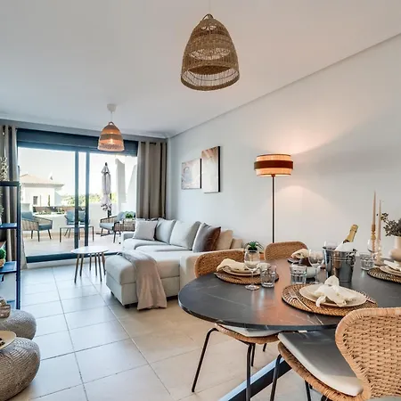公寓 Charming 2br L Sunsetgolf 埃斯特波纳